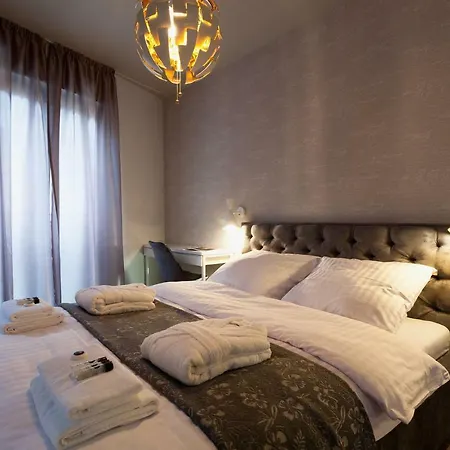 City Of The Kings Piano Apartment Krakow Exterior photo